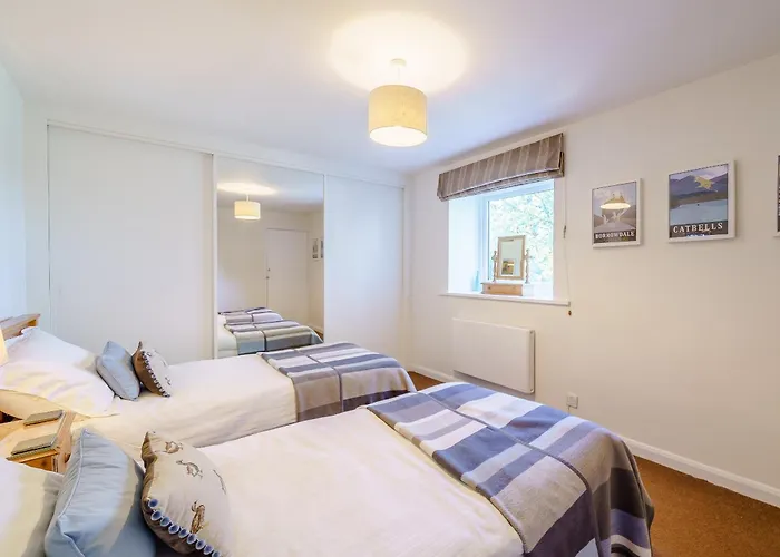 1, The Barns * Threlkeld