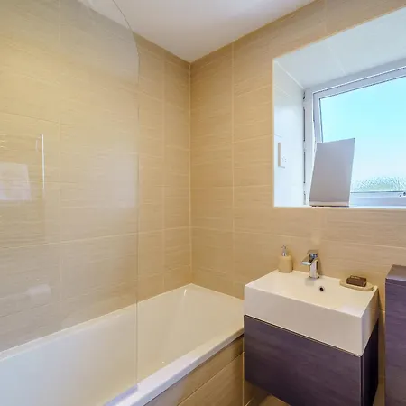 1, The Barns * Threlkeld