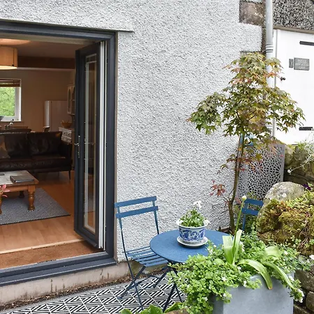 1, The Barns * Threlkeld